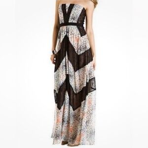 Never worn BCBG Maxazria Strapless Black & White Chevron Maxi Dress Size 12